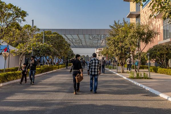 התמחות בלימודים ראשונים באוניברסיטה הפתוחה בירושלים