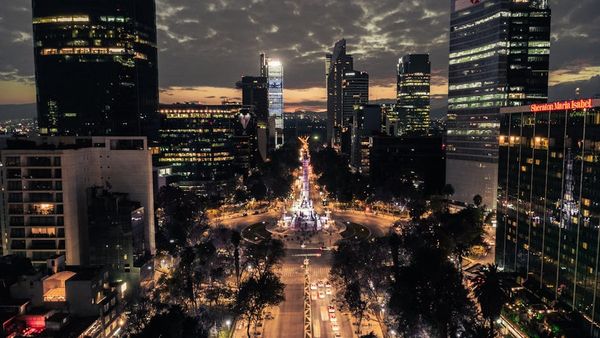 קשרים מתמטיים בארכיטקטורה: השפעות ומשמעויות
