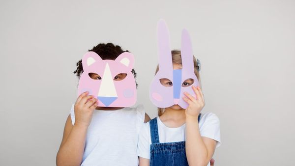 שימוש באומנות כאינסטרומנט טיפולי: לימודי תואר ראשון בתרפיה באומנות.